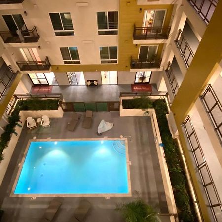 Gorgeous Apt With Parking In Ktown La Los Angeles Exterior photo